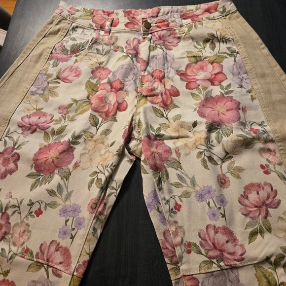 NWOT 2026 Fantastic Floral Good Luck Barrel Jeans - Picture 5 of 8